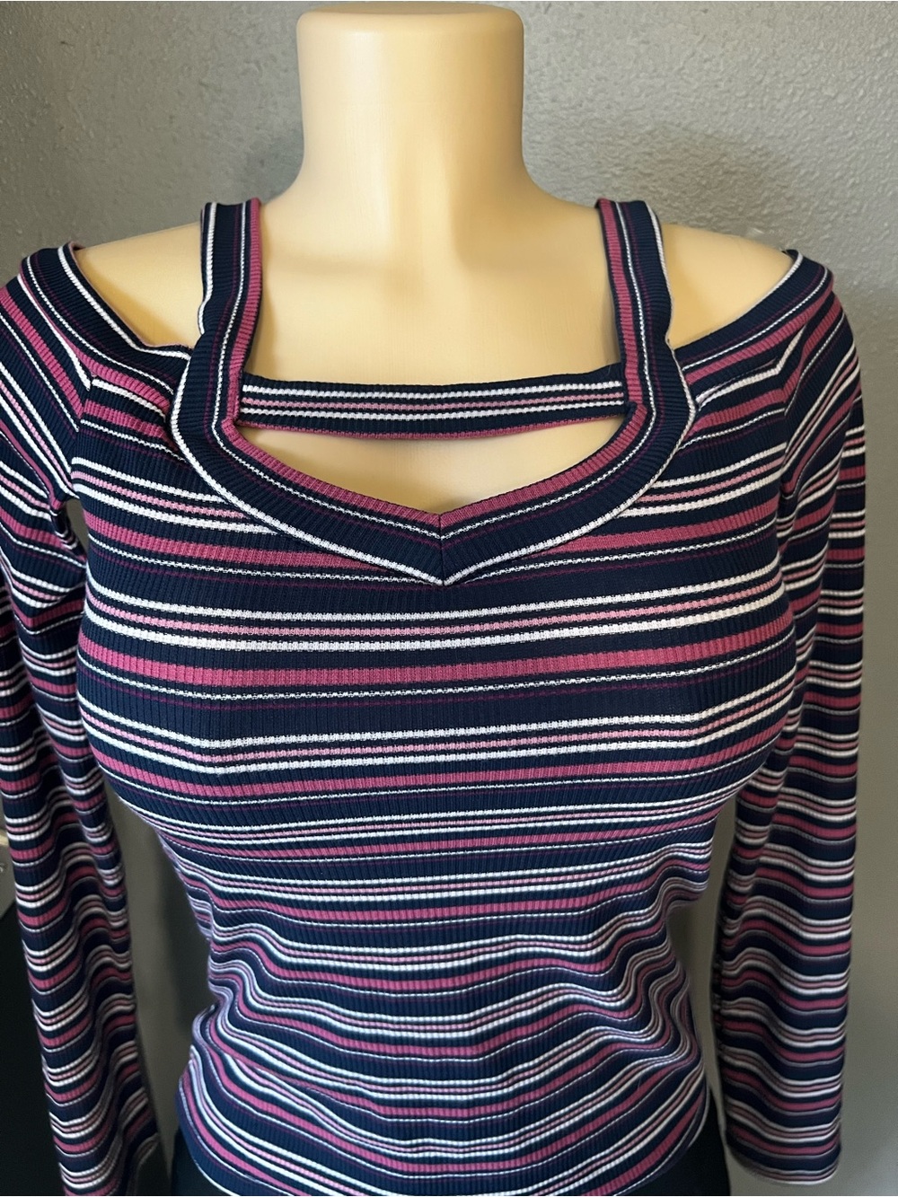 Aero Striped Top - Navy & Pink  long sleeve size Medium.